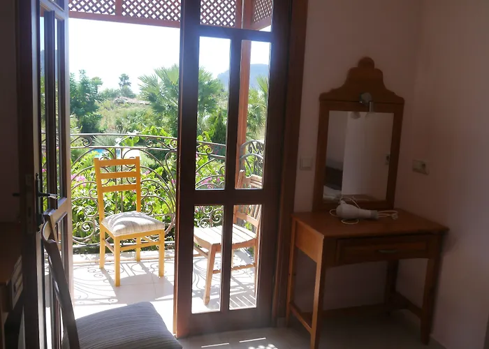 Hotel Asur & Asur 3*